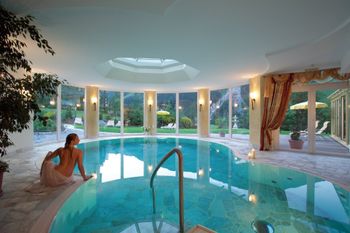 Hotel mit Pool in den Bergen