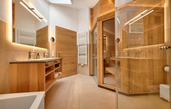 Wellness Auszeit mit privater Sauna in der Wohnung