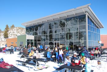 Enjoy the sun while you treat yourself to some food and drinks.