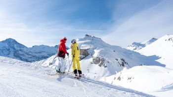 Experience 50 kilometers of pure skiing pleasure.