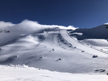 The slopes on the glacier still offer the best conditions in spring.