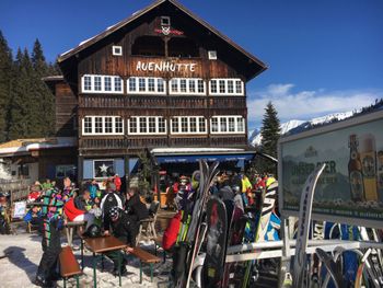 Several mountain huts are of course also available.