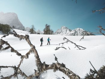 The surroundings around Virgen are ideal for snowshoe hiking.