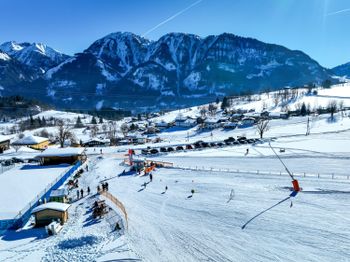 Blick auf den Übungslift für Kinder in Goldegg