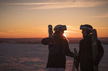 Sonnenuntergang auf der Piste