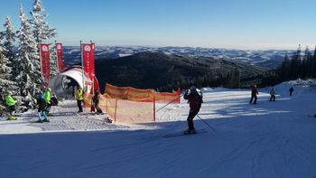 Das Starthaus der Skimovie-Strecke : Von hier aus wird der Weg hinunter auf der FIS Piste gefilmt.