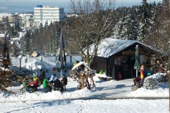 Wintersportler müssen in der Skiwelt Schöneck nicht verhungern: Mehrere Einkehrmöglichkeiten stehen zur Verfügung