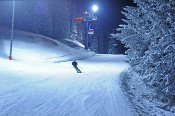 Nachtskifahren: Immer donnerstags und freitags von 18:30 bis 21:30 Uhr auf frisch präparierter Piste
