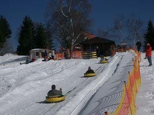 Spaß für die ganze Familie bietet die Snow-Tubing-Bahn in St.Andreasberg