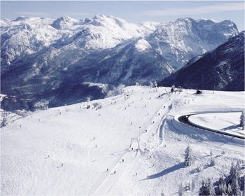 Die vielen flachen Pisten machen das Skigebiet zum perfekten Ziel für Familien und Anfänger.