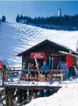 Die kleine aber feine Ravensberg Alm inmitten des Harzer Skigebietes
