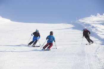 Das Skigebiet ist für die ganze Familie geeignet.