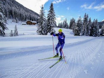 Langlaufen auf der Zans: Eine einfache Rundloipe von circa 2 km