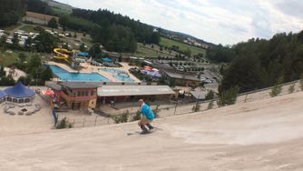 In order to have fun skiing down the sand dune, certain skiing skills are necessary.