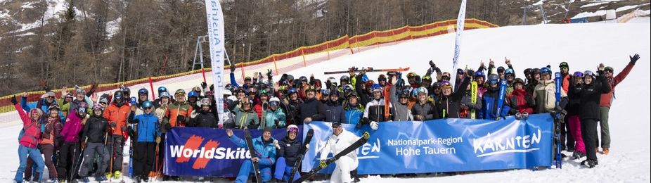 Ein bunter Mix aus Profi-Skifahrern, Journalisten und passionierten Hobbyskifahrern testeten die neuen Modelle.