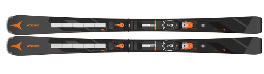 Dynamism and precision combined – the Atomic scores with excellent edge grip and consistent stability in all types of turns.