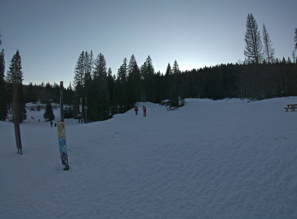 Webcam located at: Les Rousses, Porte de la Darbella