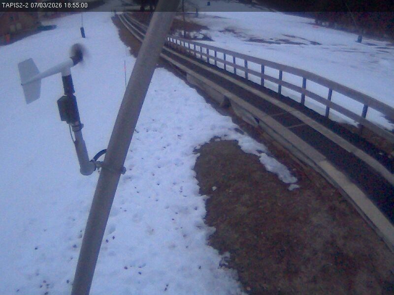 Webcam located at: The ski lift for beginners