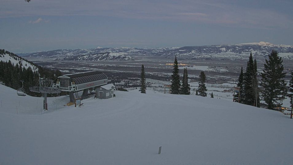 Webcam located at: Thunder Quad Chair Jackson Hole Mountain Resort