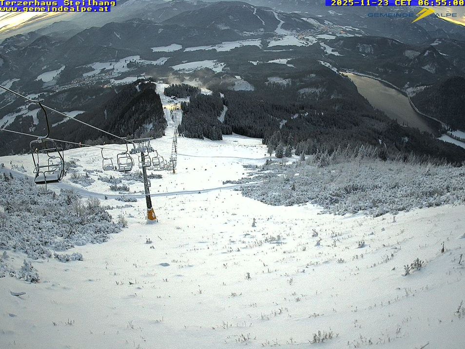 Webcam located at: Top of Gemeindealpe