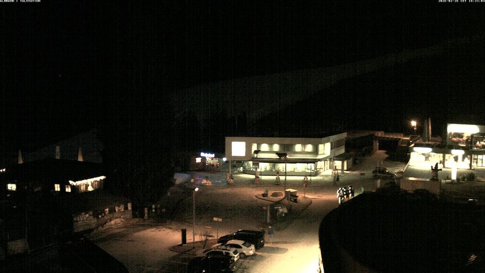 Webcam located at: Base station Lofereralmbahn 1