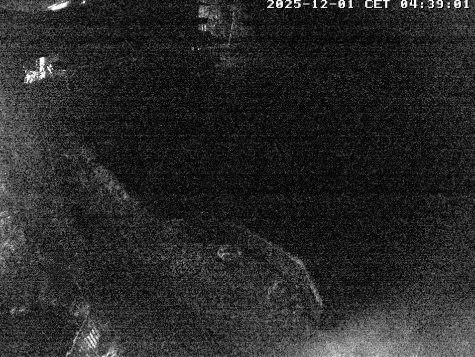 Webcam located at: Tristachersee parkhotel