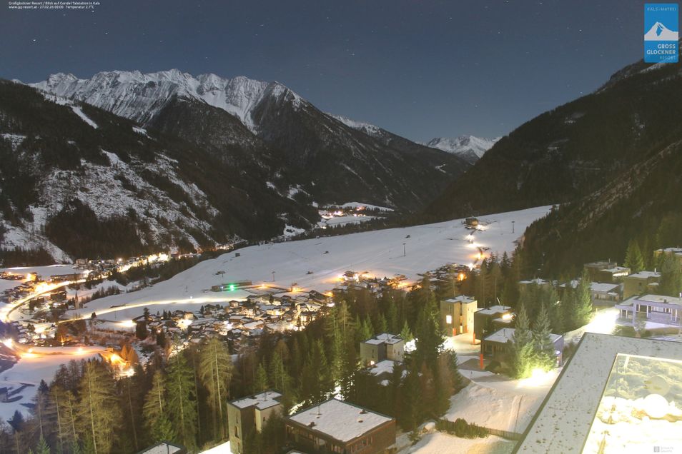 Webcam mit dem Standort: Kals: Ausblick vom Turm des Gradonna Hotels