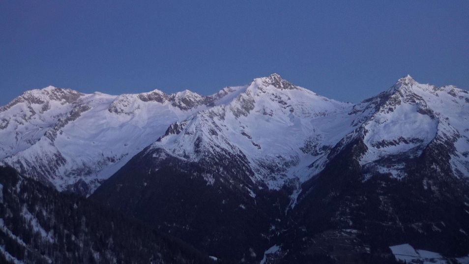 Webcam located at: View of mountain lake Klaussee in Ahrn Valley (South Tyrol)