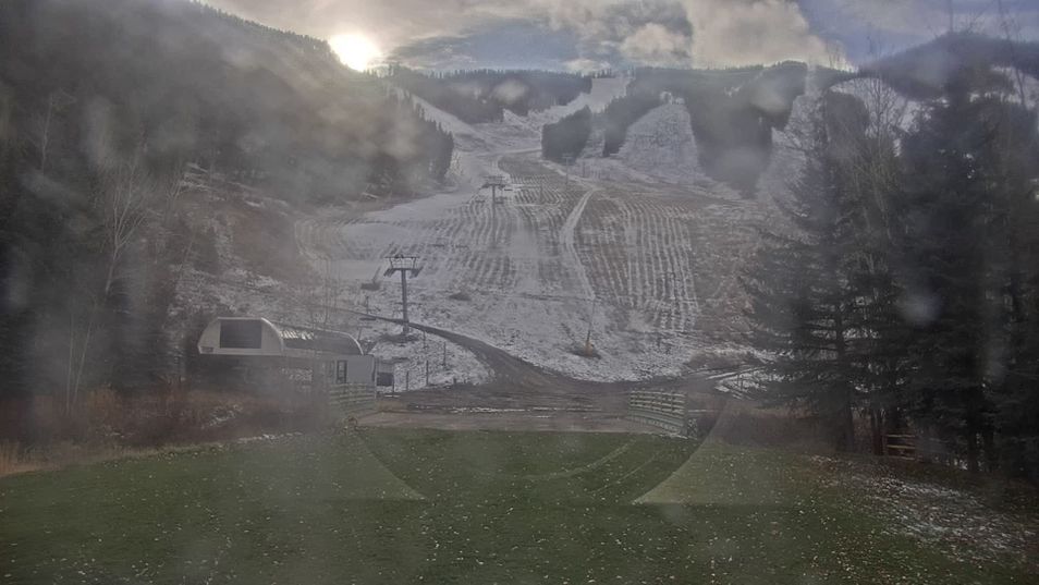 Webcam located at: Sun Valley - View Bald Mountain