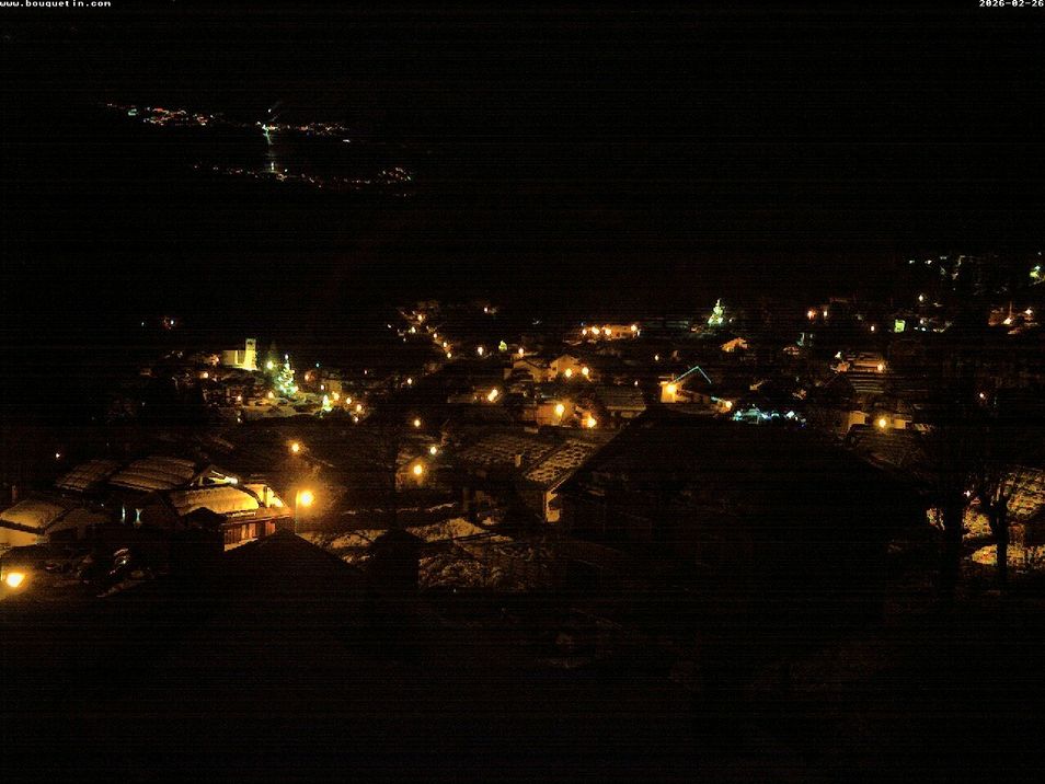 Webcam located at: Champagny, France