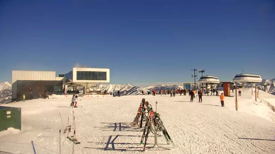 Webcam located at: Sun Valley - View Bowls