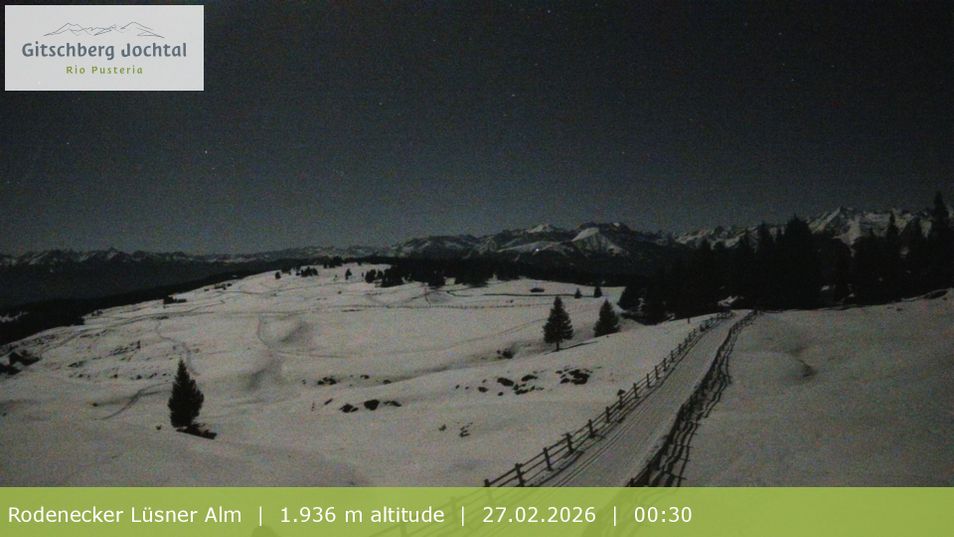 Webcam located at: View from the mountaintop around Rodenecker Lüsner Alm
