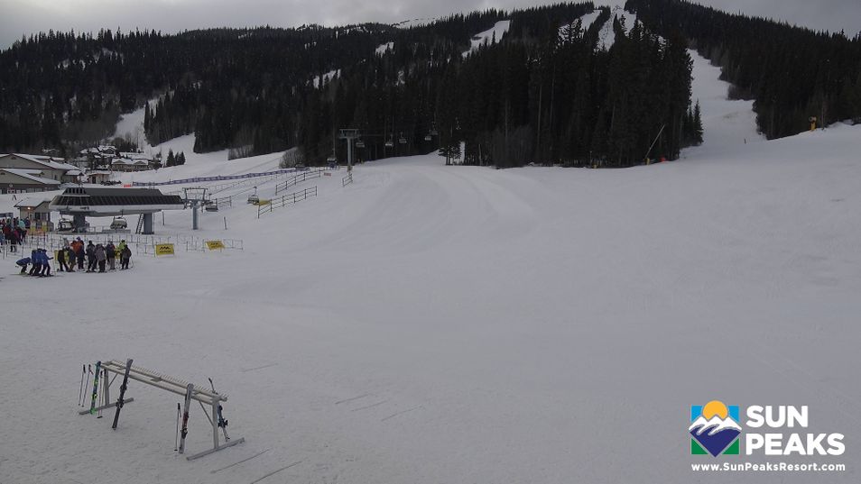 Webcam mit dem Standort: Village Day Lodge - Sun Peaks
