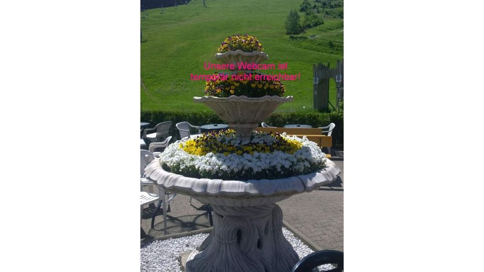 Webcam located at: Matthias-Schmidt-Berg: Restaurant Sportklause