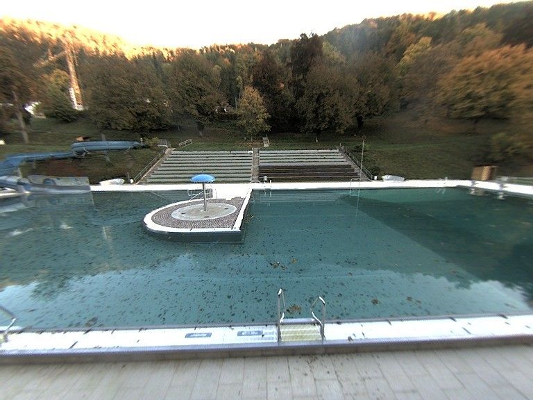 Webcam located at: Webcam Public Pool in Blaubeuren