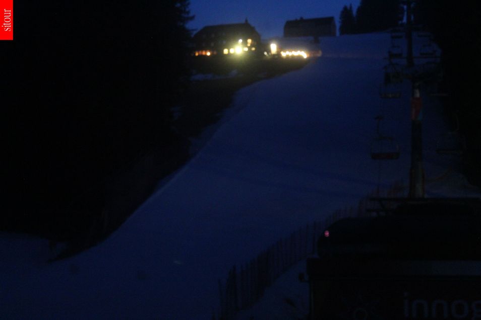 Webcam mit dem Standort: Černá Hora, Zahrádky Express