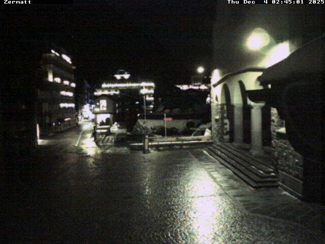 Webcam located at: Zermatt - Centre