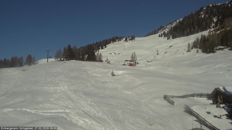 Webcam mit dem Standort: Abfahrt auf der Emberger Alm