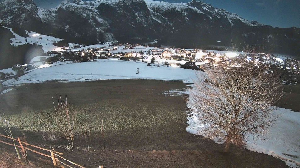Webcam mit dem Standort: Abtenau: Ausblick Gasthaus Zur Sonnleitn