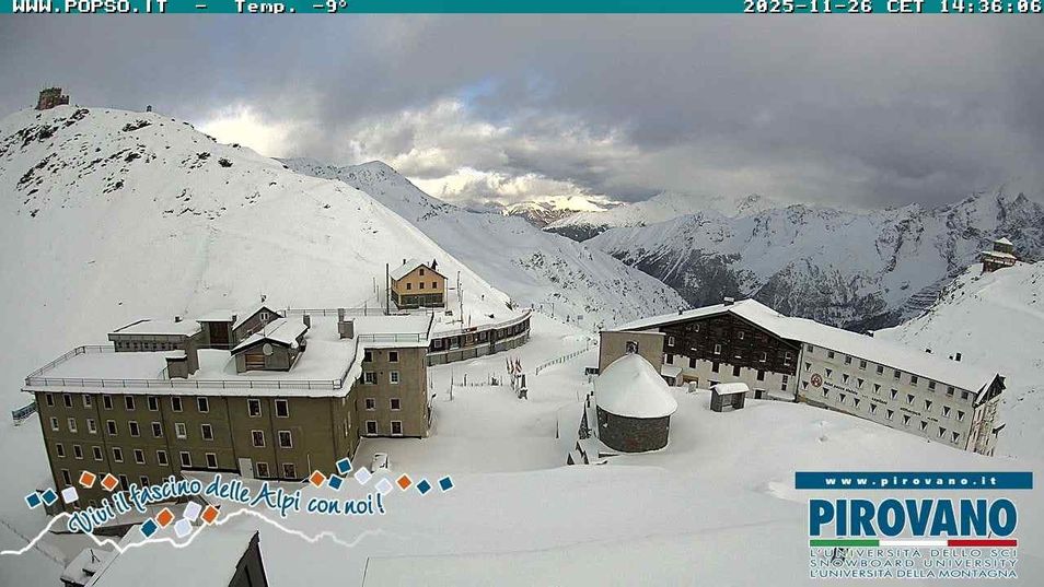 Webcam located at: Albergo Quarto Pirovano, Passo Stelvio