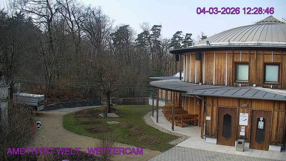 Webcam located at: Amethyst World Maissau