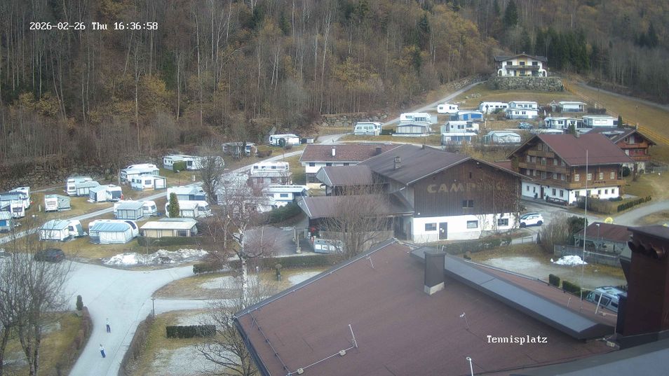 Webcam located at: Aschau / Zillertal - Camping Aufenfeld