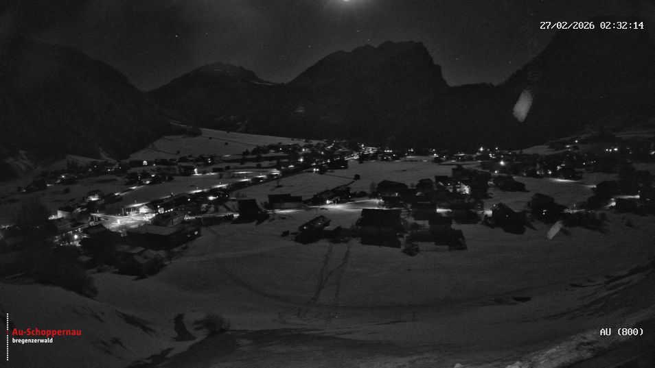 Webcam located at: Au at ski resort 