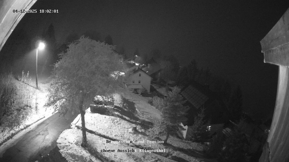 Webcam mit dem Standort: Klingenthal: Berggasthaus & Pension Schöne Aussicht
