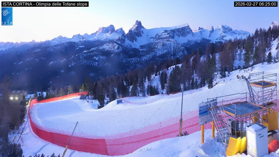 Webcam mit dem Standort: Cortina d'Ampezzo: Weltcup-Piste Olympia delle Tofana
