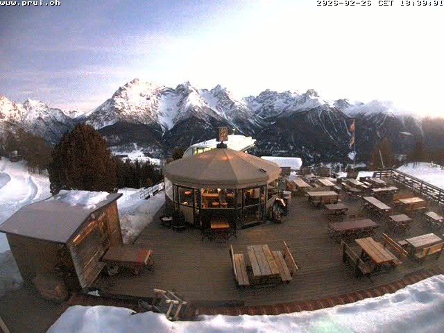 Webcam mit dem Standort: Scuol: Bergrestaurant Prümaran Prui