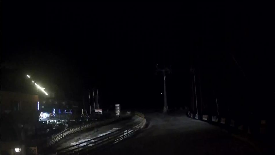 Webcam located at: Bialy Jar - Base station