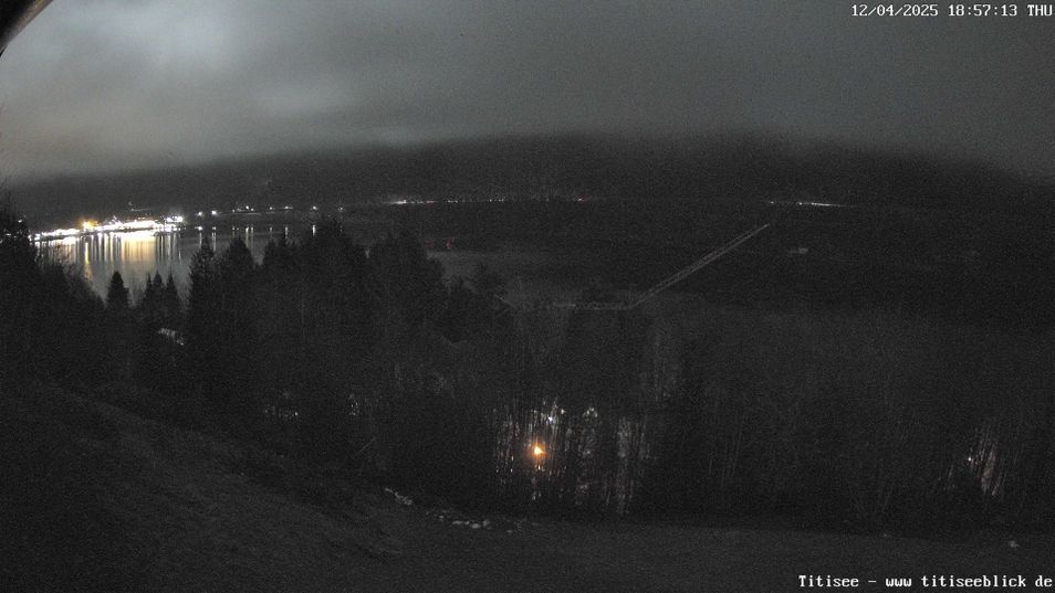 Webcam mit dem Standort: Blick auf den Titisee vom Westufer