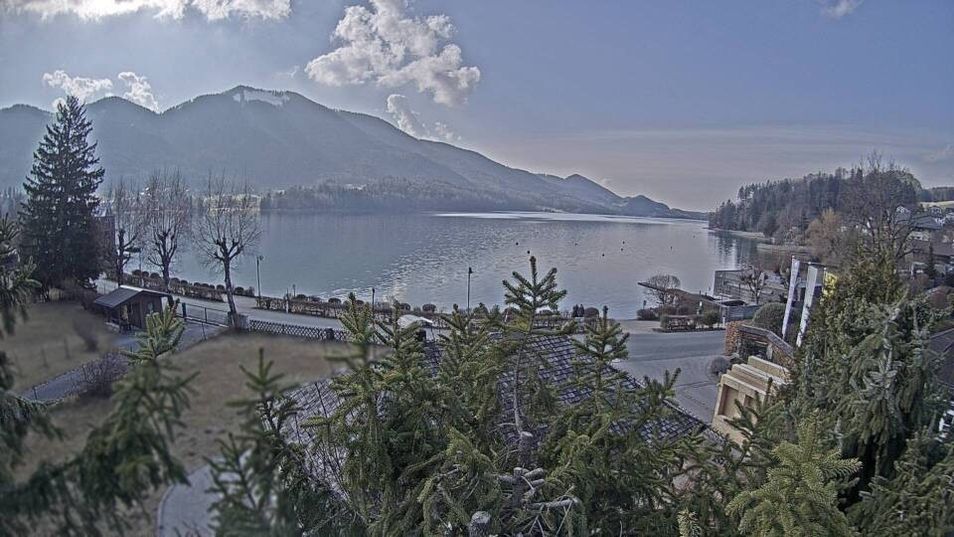 Webcam mit dem Standort: Blick Fuschlsee von Hotel Waldhof