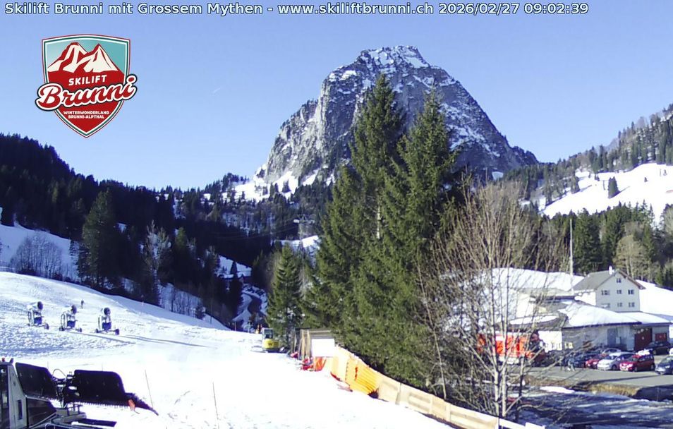 Webcam located at: Brunni - View towards Mythen